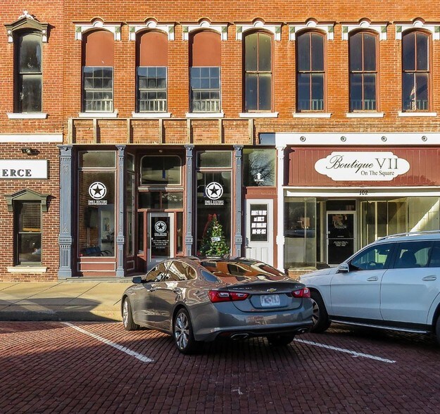 More Photos Of 102-104 S Independence St, Harrisonville Storefront Retail Office For Sale
