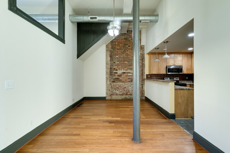 More Photos Of 712 Grove Ave, Petersburg Apartments For Sale