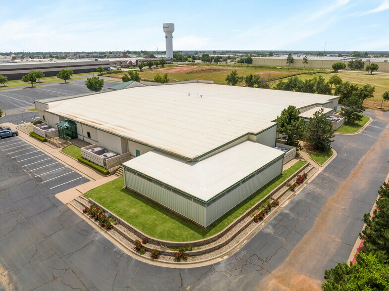 More Photos Of 3101 Technology Dr, Edmond Light Distribution For Lease
