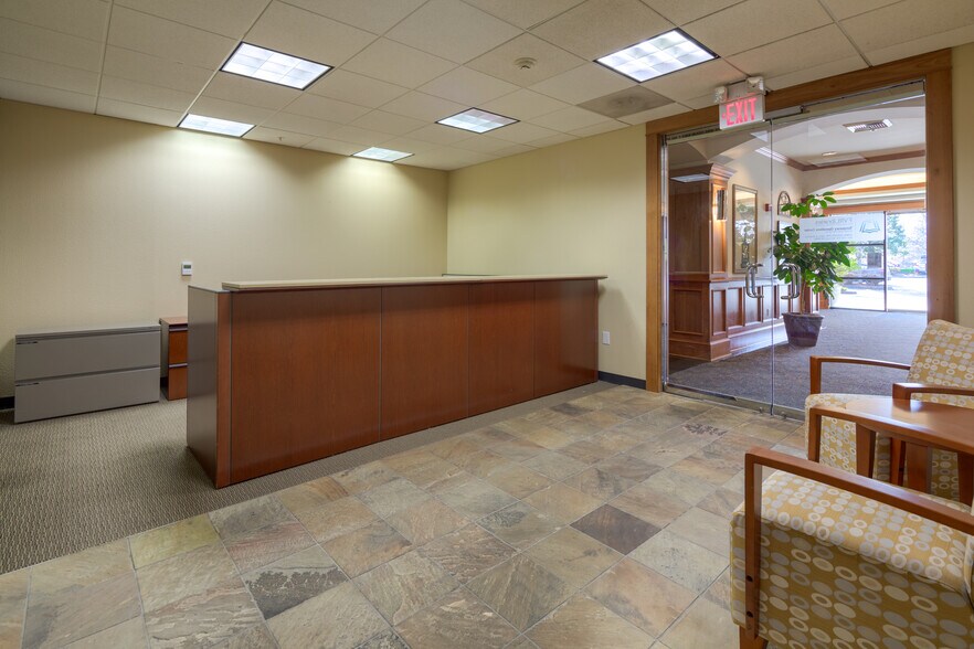 More Photos Of 16821 SE McGillivray Blvd, Vancouver Office For Sale