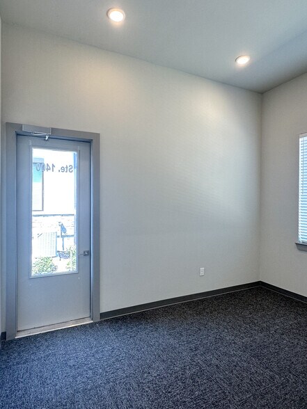 More Photos Of , Plano Office For Sale
