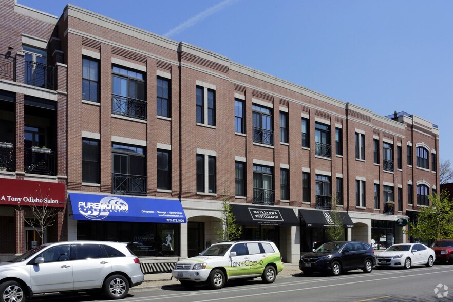 Primary Photo Of 2142-2144 W Roscoe St, Chicago Storefront Retail Residential For Lease