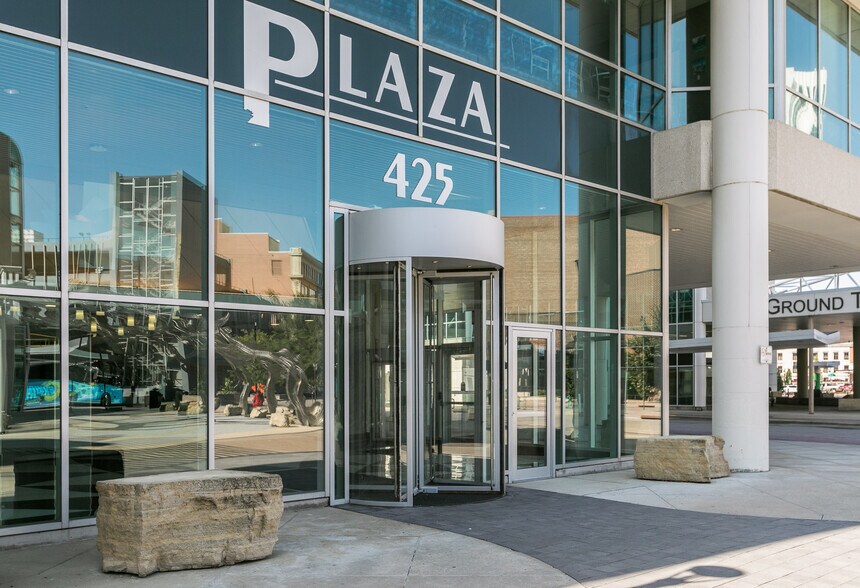 More Photos Of 425 2nd St SE, Cedar Rapids Office For Sale