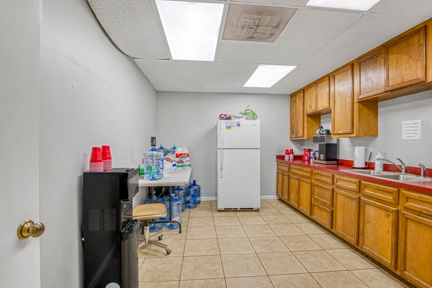 More Photos Of 4008 Avenue H, Rosenberg Land For Sale