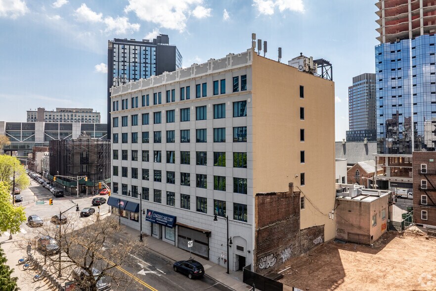 More Photos Of 591 Summit Ave, Jersey City Office Residential For Lease