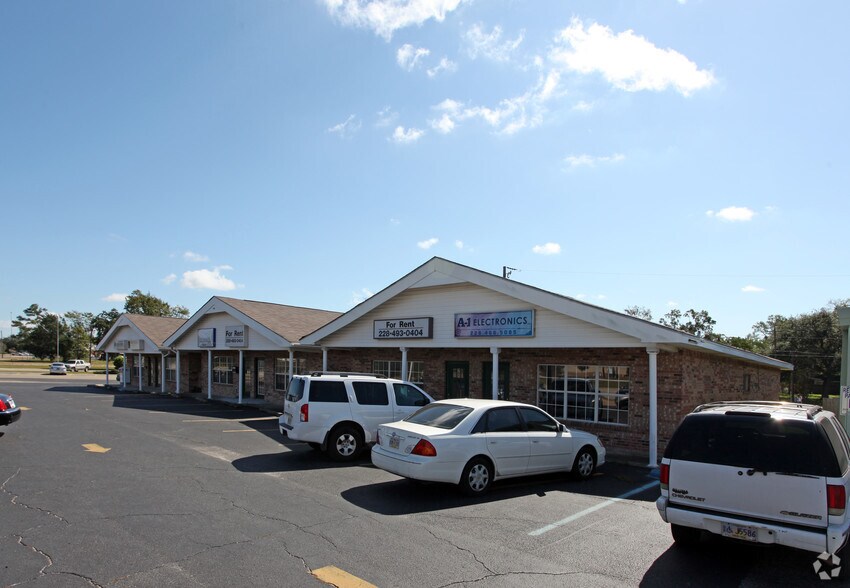 More Photos Of 412 Hwy 90, Bay Saint Louis Office For Sale