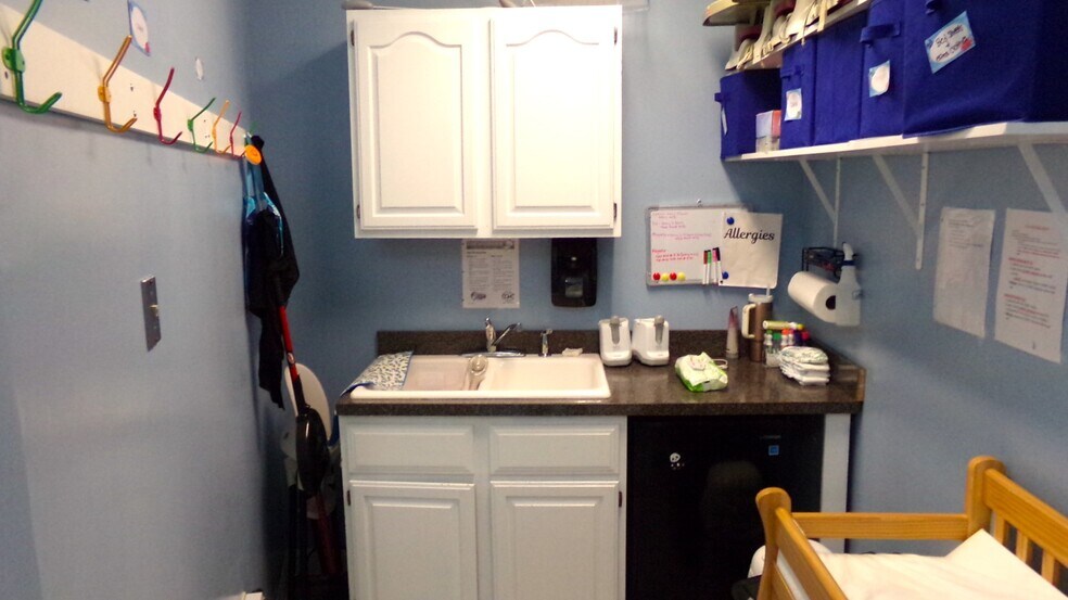 More Photos Of 2185 Highway 127 S, Owenton Office For Sale