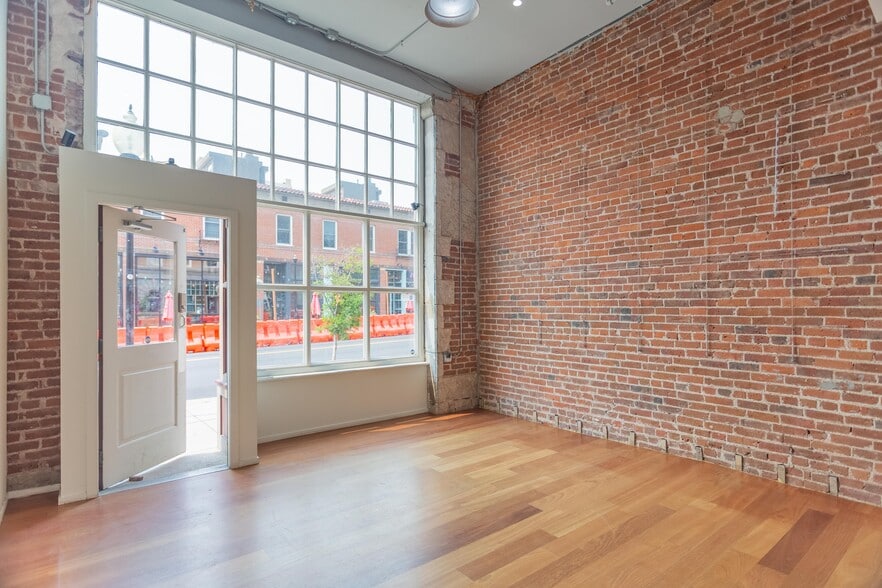 More Photos Of 2401-2413 W 32nd Ave, Denver Storefront Retail Office For Lease