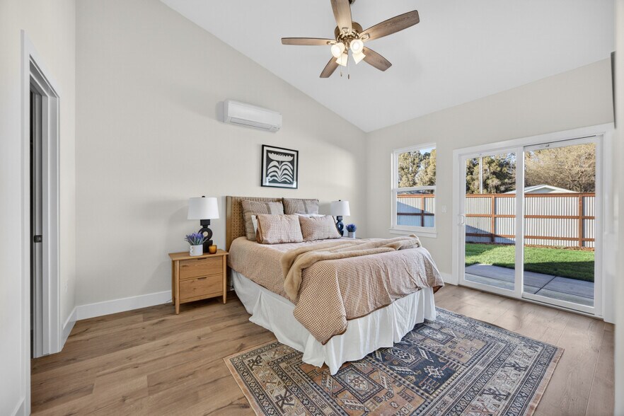 More Photos Of 25265 Carlsbad Ave, Davis Apartments For Sale