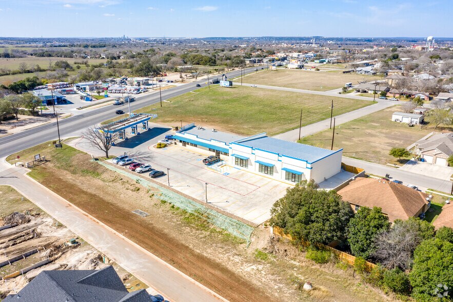 More Photos Of 1071 E TX-46 Hwy, New Braunfels Storefront Retail Office For Lease