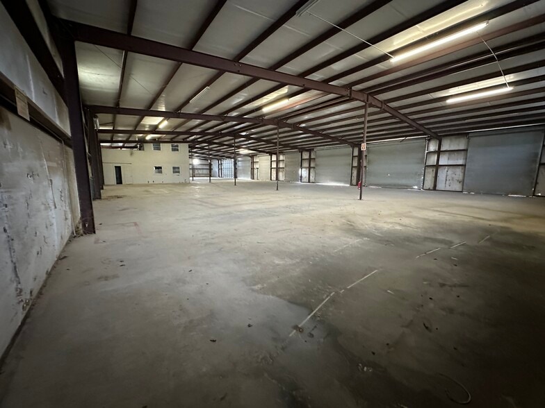 More Photos Of 7626 N General Bruce Dr, Temple Unknown For Lease