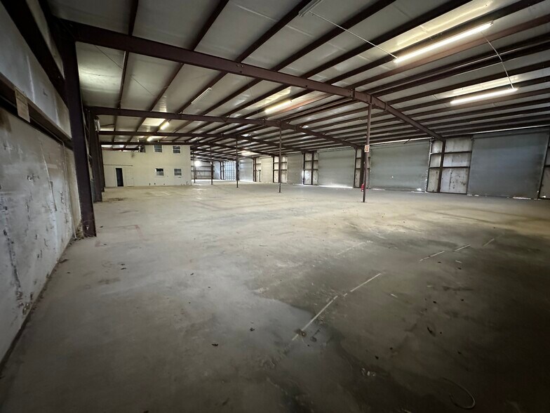 More Photos Of 7626 N General Bruce Dr, Temple Unknown For Lease