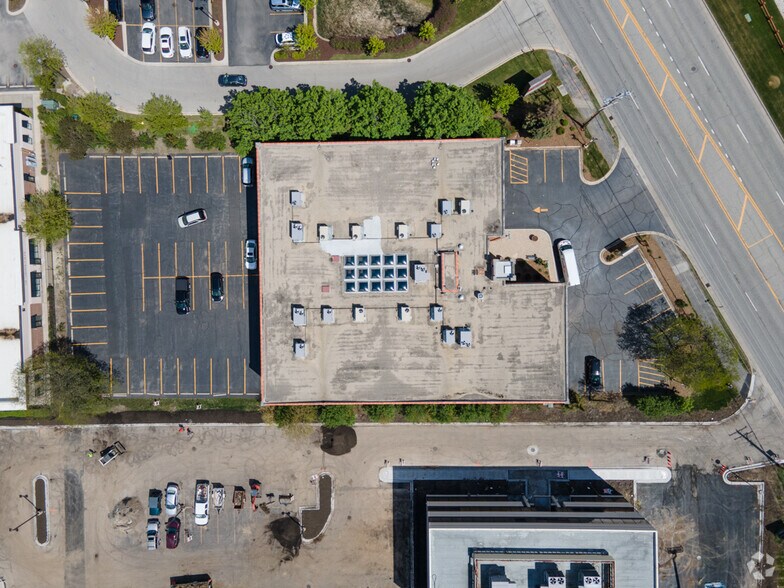 More Photos Of 17W662 Butterfield Rd, Oakbrook Terrace Business Park For Lease