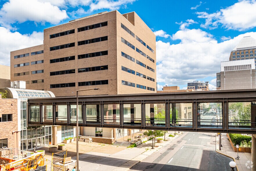 More Photos Of 17 Exchange St W, Saint Paul Medical For Sale