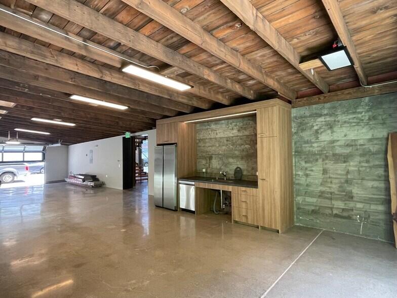 More Photos Of 40 Heron St, San Francisco Light Manufacturing For Lease