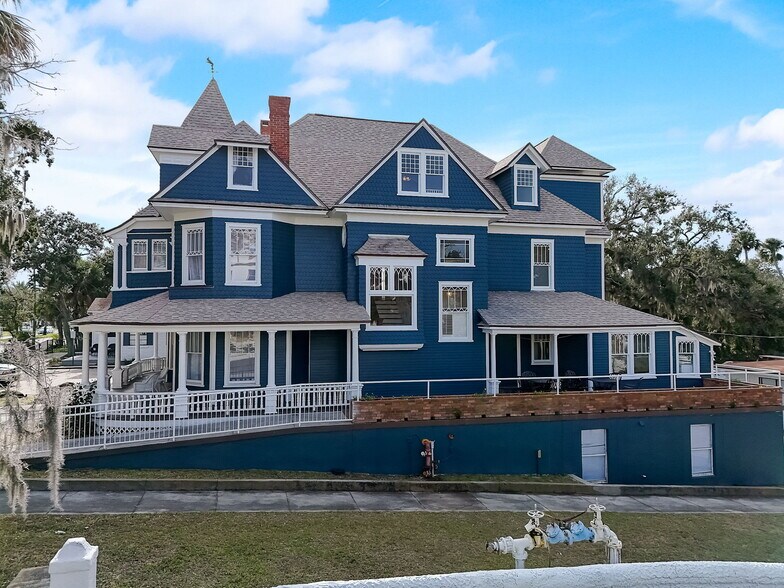 More Photos Of 404 S Ridgewood Ave, Daytona Beach Specialty For Sale