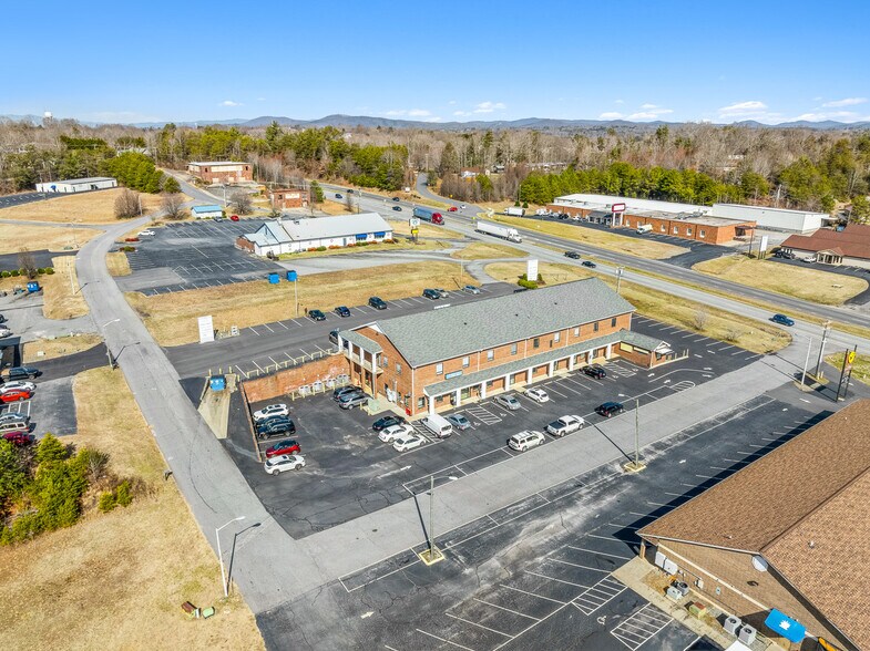 More Photos Of 4355 Hickory Blvd, Granite Falls Medical For Sale