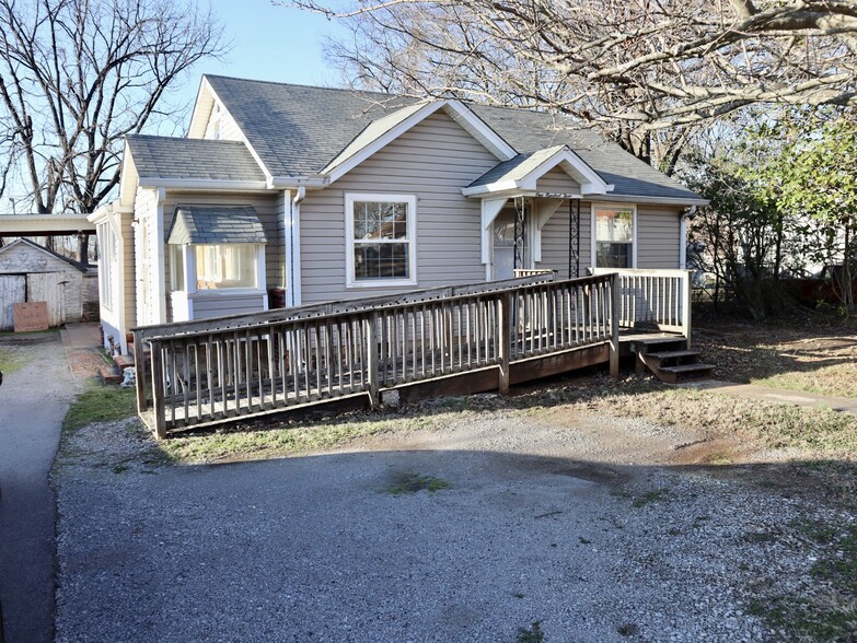 Primary Photo Of 103 Morgan Ave, Smyrna Office For Sale