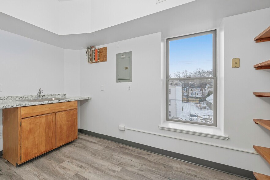 More Photos Of 1 Railroad Ave, Goshen Storefront Retail Office For Lease