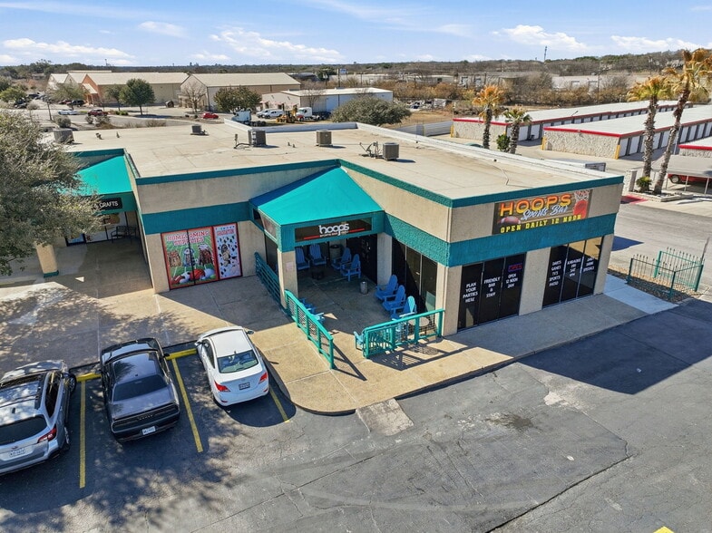 More Photos Of 13777 Judson Rd, San Antonio Unknown For Lease