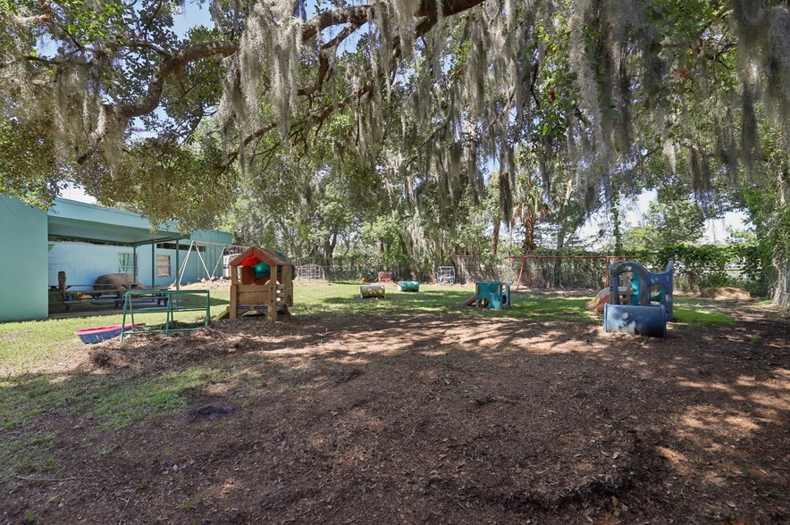 More Photos Of 217 Wells Rd, Orange Park Schools For Sale