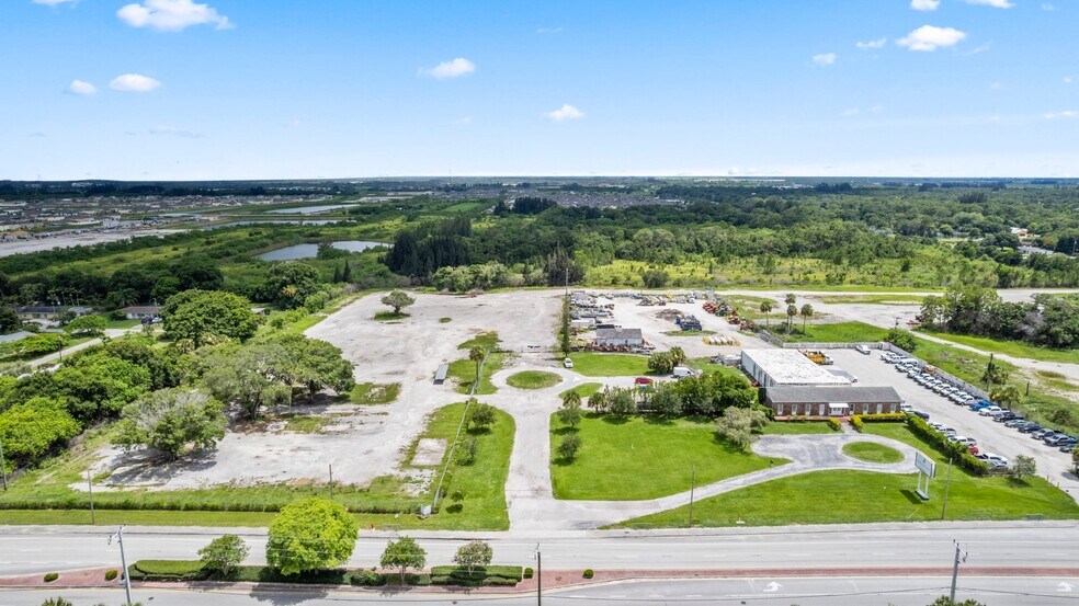 More Photos Of 5501 Orange Ave, Fort Pierce Light Distribution For Sale