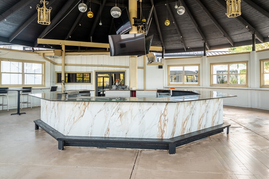 More Photos Of 5800 S State Road 3, Spiceland Restaurant For Sale