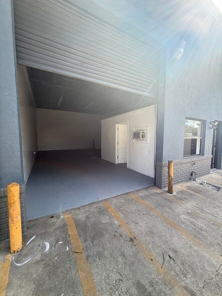More Photos Of 1046 Shadick Dr, Orange City Warehouse For Lease