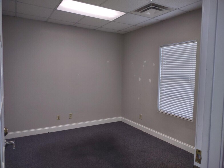 More Photos Of 524 S Houston Rd, Warner Robins Office For Lease