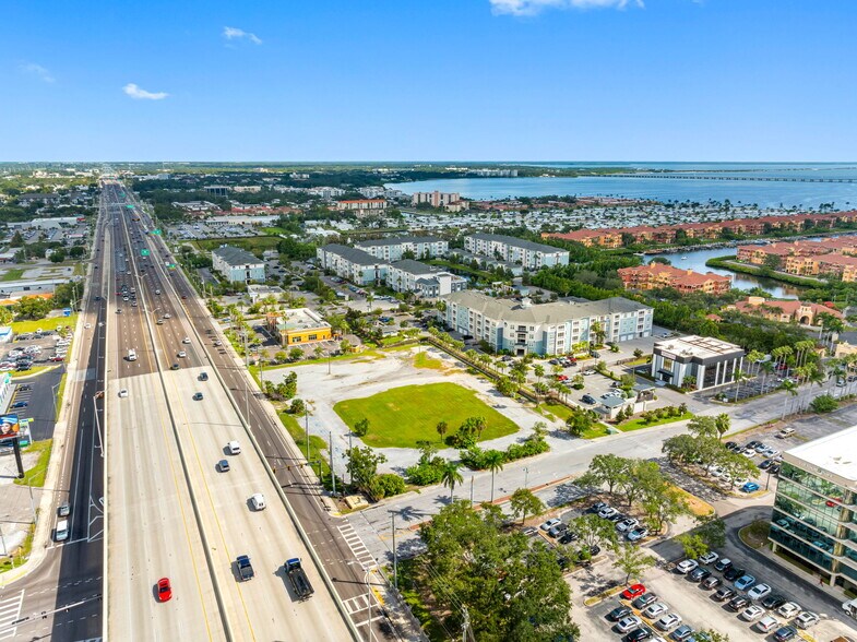 More Photos Of 18401 US Highway 19 N, Clearwater Office For Sale