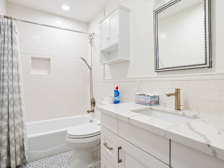 More Photos Of 7580 McGroarty Ter, Tujunga Apartments For Sale