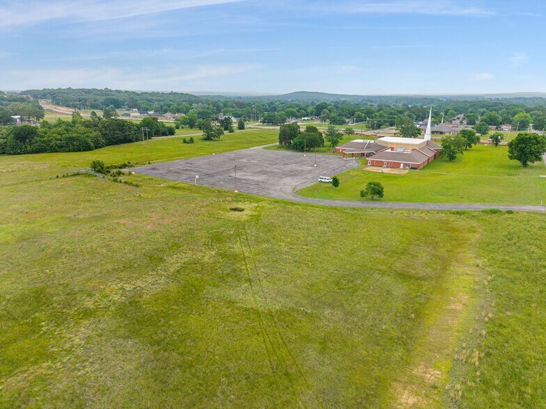 More Photos Of 1101 N Wheeler Ave, Sallisaw Religious Facility For Sale
