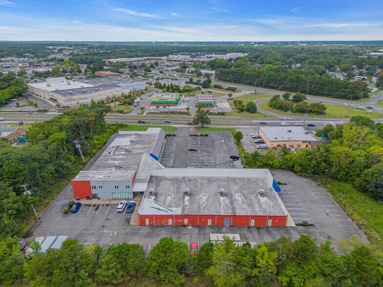 More Photos Of 781 Brick Blvd, Brick General Retail For Lease