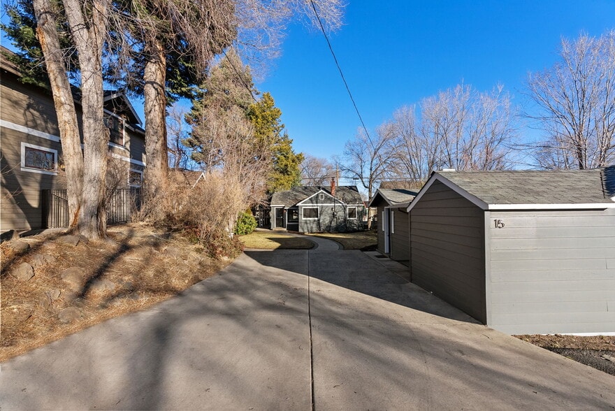 More Photos Of 15 NW Franklin Ave, Bend Office For Sale