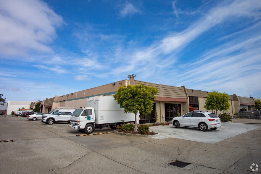More Photos Of 250-278 Michele Ct, South San Francisco Warehouse For Lease