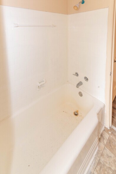 More Photos Of 4901 York Rd, Baltimore Apartments For Sale