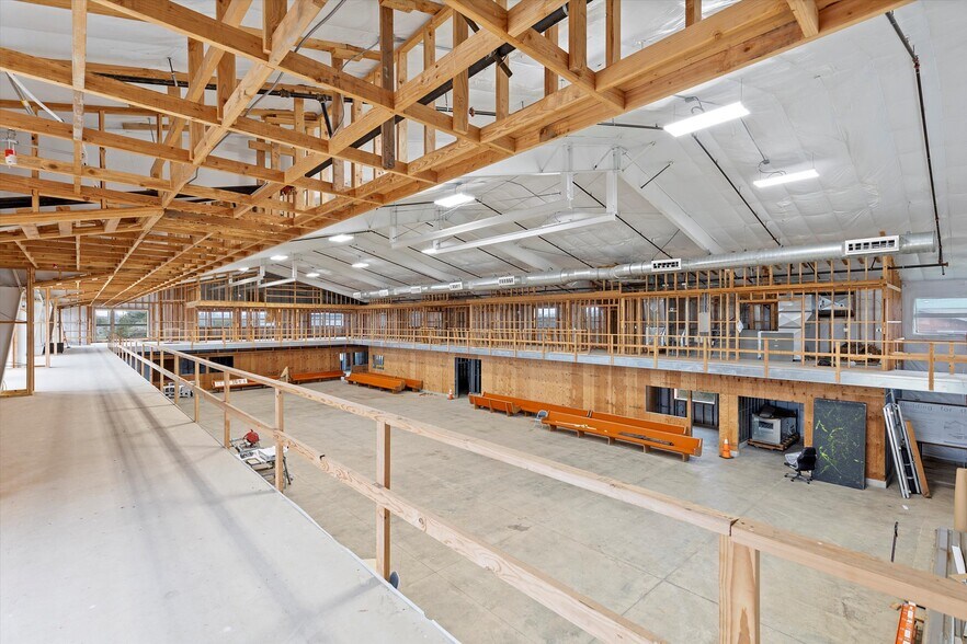 More Photos Of 1025 NW Grove st, Newport Industrial For Sale