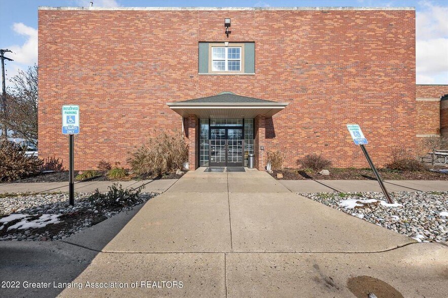 More Photos Of 335 Horatio St, Charlotte Apartments For Sale