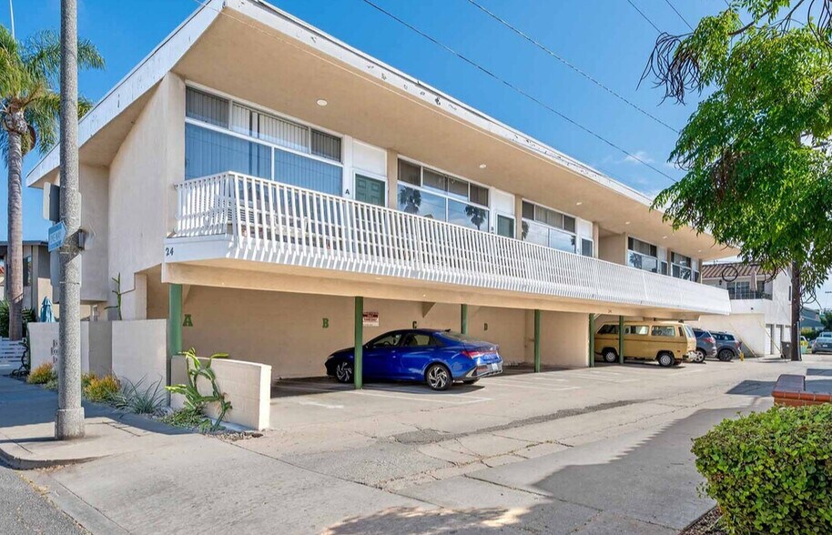 More Photos Of 24 Roswell Ave, Long Beach Apartments For Sale
