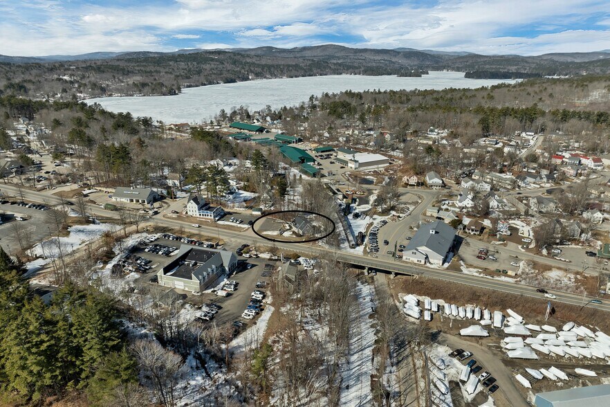 More Photos Of 252 Daniel Webster Hwy, Meredith Office For Sale