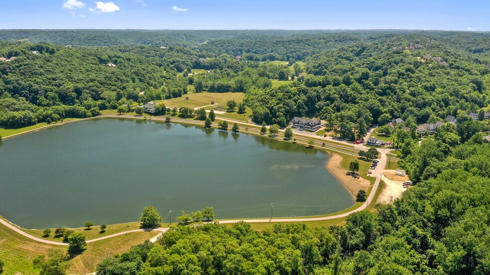 More Photos Of 3500 Saint Albans Rd, Saint Albans Hotel For Sale