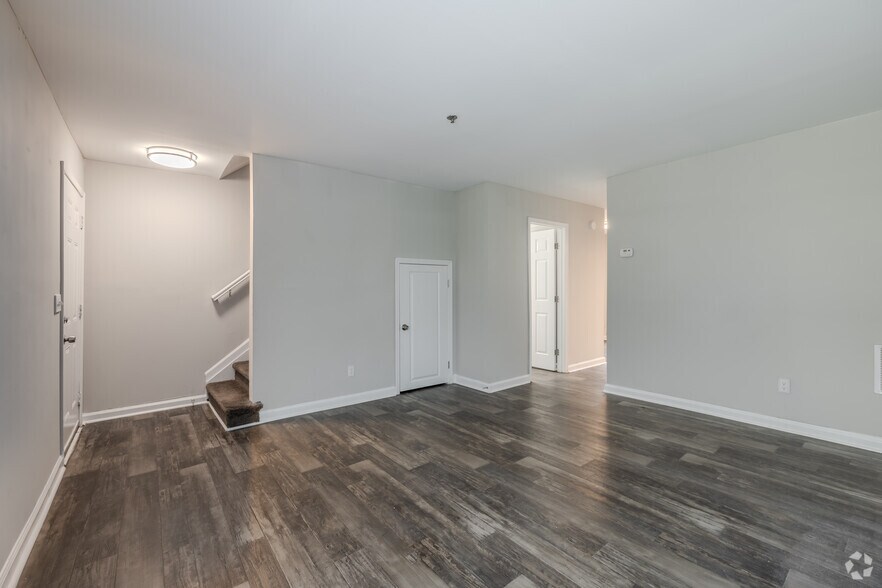 More Photos Of 3100 Godby Rd, College Park Apartments For Sale