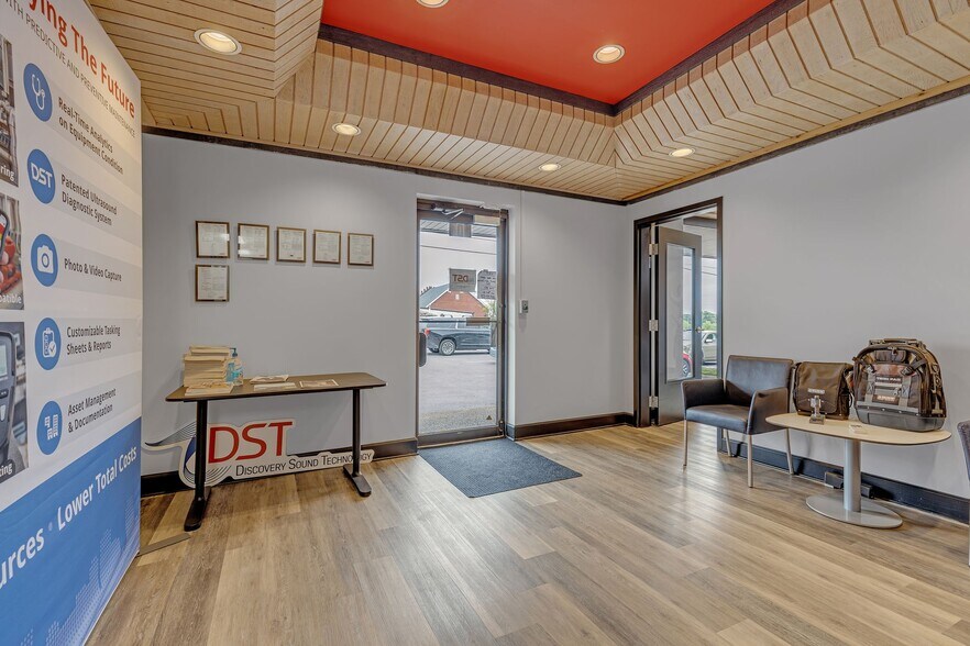 More Photos Of 2617 Grandview Ave, Nashville Office For Lease