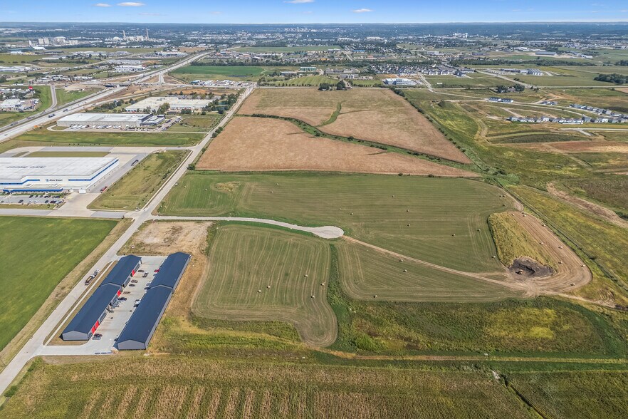 More Photos Of 225-237 Ackerman Drive, Cedar Rapids Land For Sale