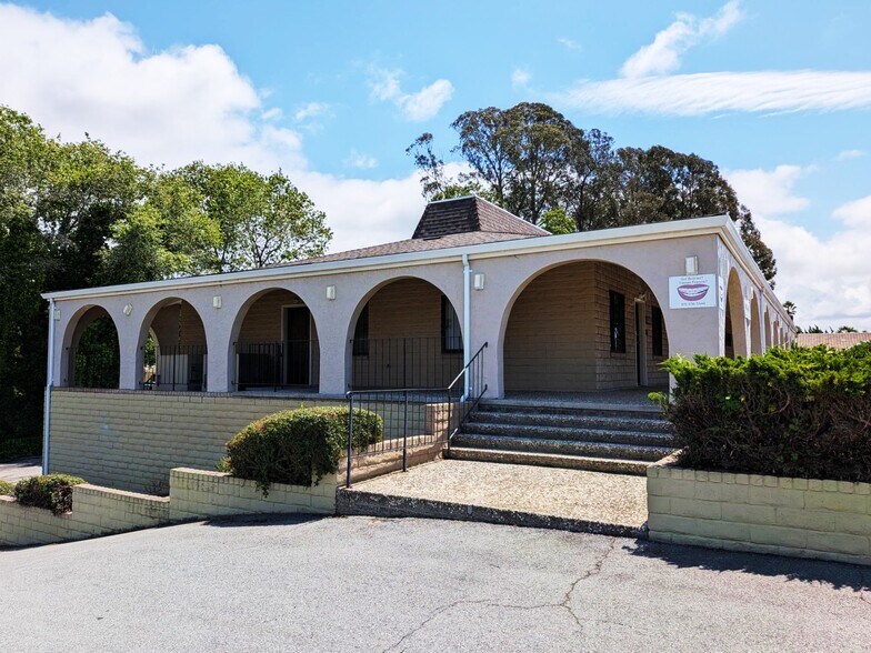 More Photos Of 200 Green Valley Rd, Freedom Medical For Lease