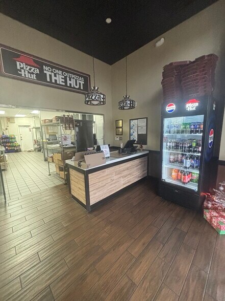 More Photos Of 1720 N Central Expy, McKinney Unknown For Sale