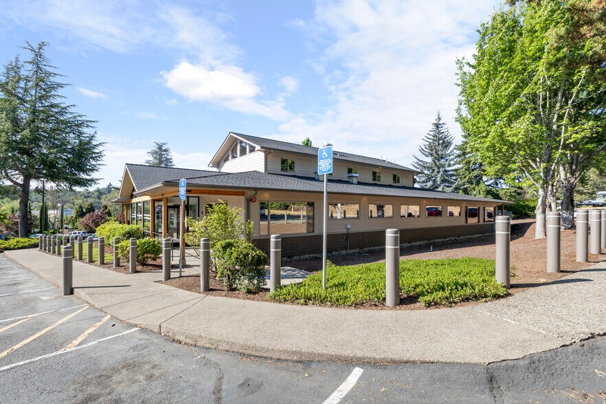 More Photos Of 277 Medical Loop, Roseburg Medical For Lease