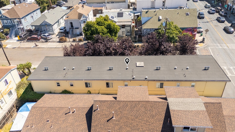 More Photos Of 2011 Rutherford St, Oakland Apartments For Sale