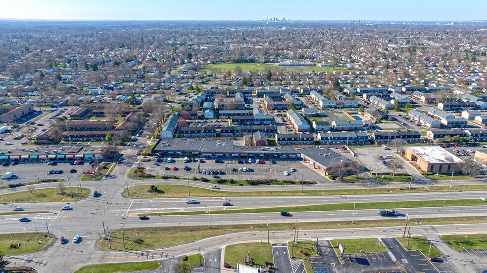 More Photos Of 1931-1977 E Dublin Granville Rd, Columbus General Retail For Sale