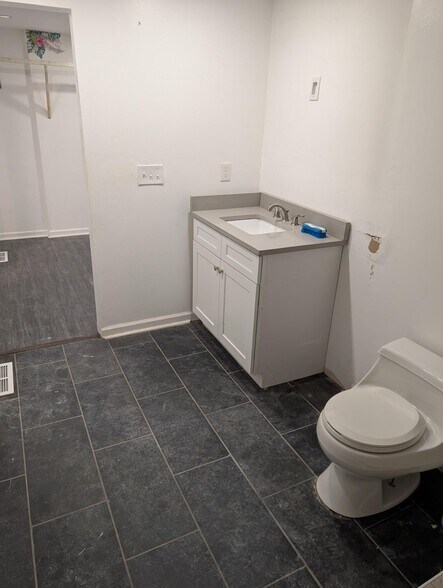 More Photos Of 1824 Murphy Ave SW, Atlanta Distribution For Lease